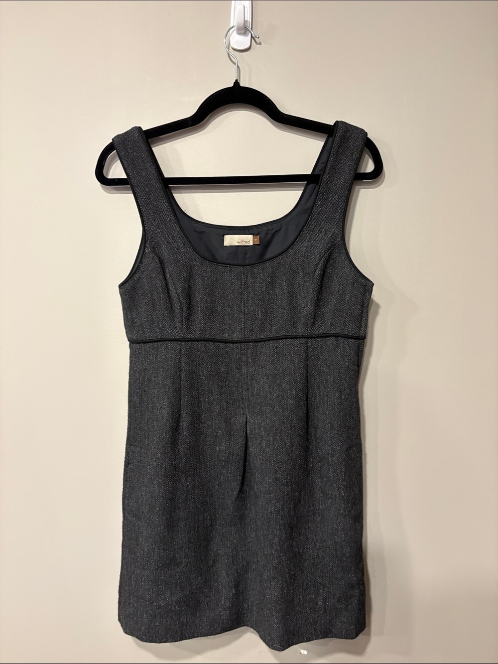 Wilfred Charcoal Gray Sleeveless Scoop Neck Tunic